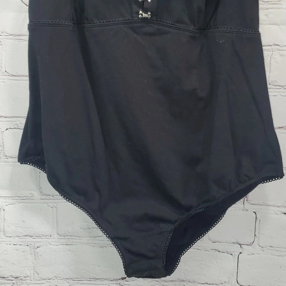 Torrid Curve Black Lace Hook & Eye Bodysuit Size 1 - Picture 5 of 13